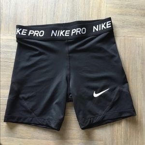 Girls Nike Pros